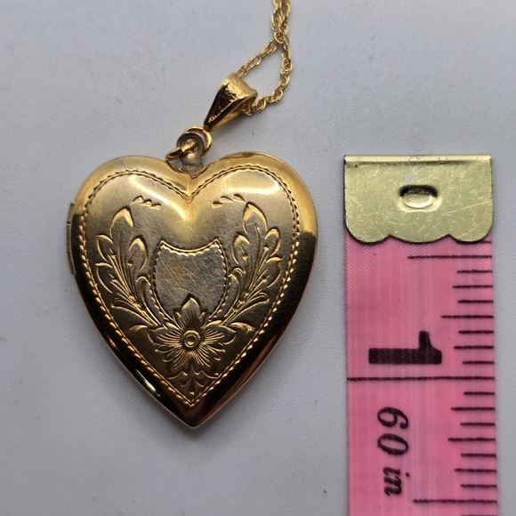 Gold Filled Heart Locket Pendant Necklace - Picture 8 of 10